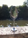 Miroir ancien sur pied