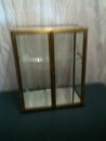 Petite vitrine ancienne de magasin