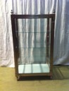 Ancienne petite vitrine de medecin