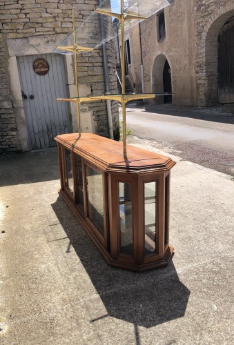 Meuble de présentation, vitrine, métier, magasin.