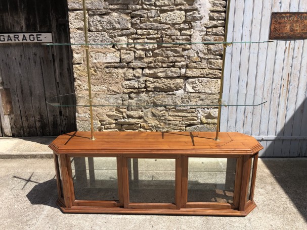 Meuble de présentation, vitrine, métier, magasin.