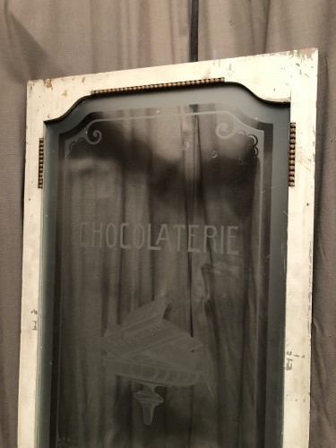 Ensemble de cinq portes de boulangerie, pâtisserie, confiserie, chocolatier, salon de thé.