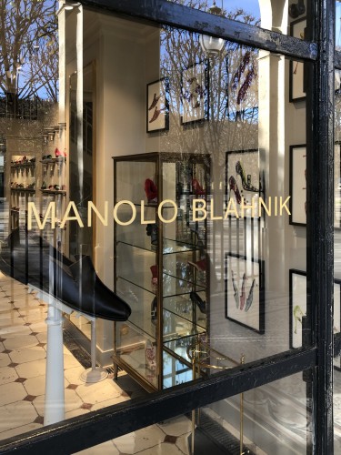 MANOLO BLAHNIK