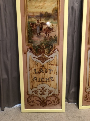 Anciens panneaux de façade de crèmerie, épicerie.