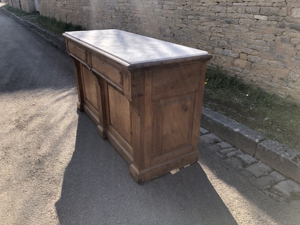 Ancien meuble comptoir de boulanger.