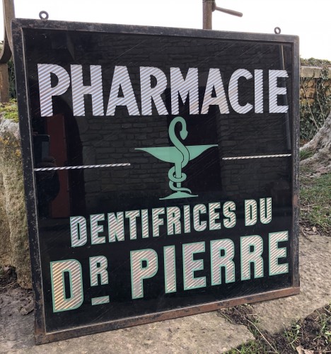 Ancienne enseigne de pharmacie