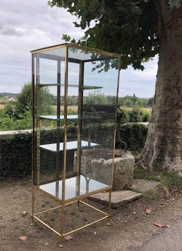 Ancienne vitrine de magasin.