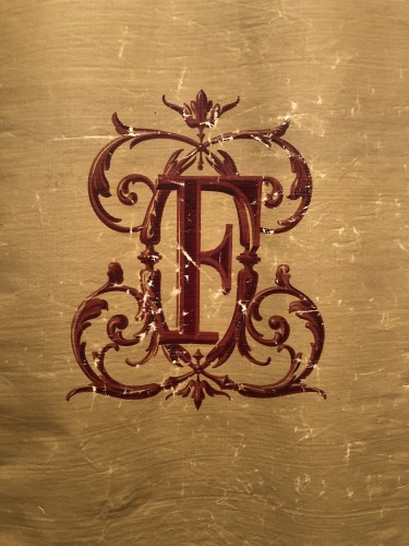 Ancien store de magasin.