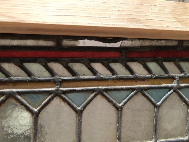 Ancienne enseigne de magasin.