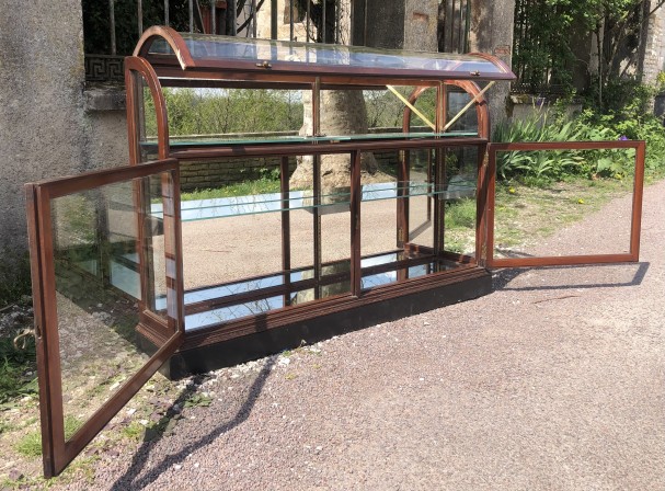 Vitrine ancienne.(vendue HdL')