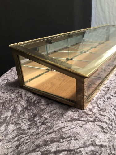 Ancienne vitrine de confiseur, Siégel.