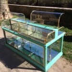 Ancienne vitrine de confiseur (réservée)