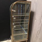 Vitrine ancienne de magasin.(vendu)
