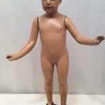 Ancien mannequin d'enfant.