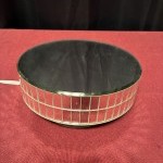 Ancien présentoir de vitrine de magasin.
