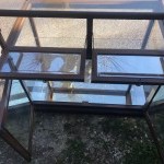 Ancienne vitrine comptoir de magasin.