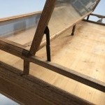 Ancienne table vitrine de magasin.(vendue LD)