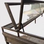 Ancienne table vitrine de magasin.(vendue LD)