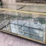 Ancien meuble comptoir vitrine de magasin.(vendu)