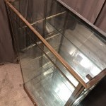 Ancienne vitrine de magasin, hôtel, casino.(réservée)