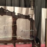 Ancienne vitrine miniature de bijouterie.