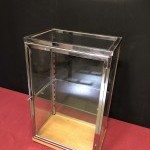 Ancienne vitrine de magasin à poser.(vendue)