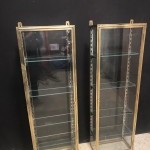 Paire d'anciennes vitrines murales.(vendues)