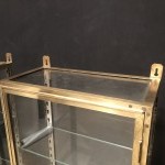 Paire d'anciennes vitrines murales.(vendues)