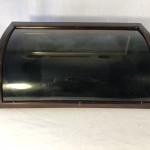 Ancienne petite vitrine de magasin.(réservée)