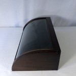 Ancienne petite vitrine de magasin.(réservée)