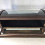 Ancienne petite vitrine de magasin.(réservée)