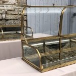 Paire de doubles vitrines anciennes de magasin.(vendu)