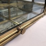 Paire de doubles vitrines anciennes de magasin.(vendu)