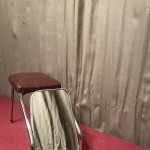 Ancien tabouret de chausseur.