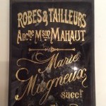 Ancienne plaque de métier.